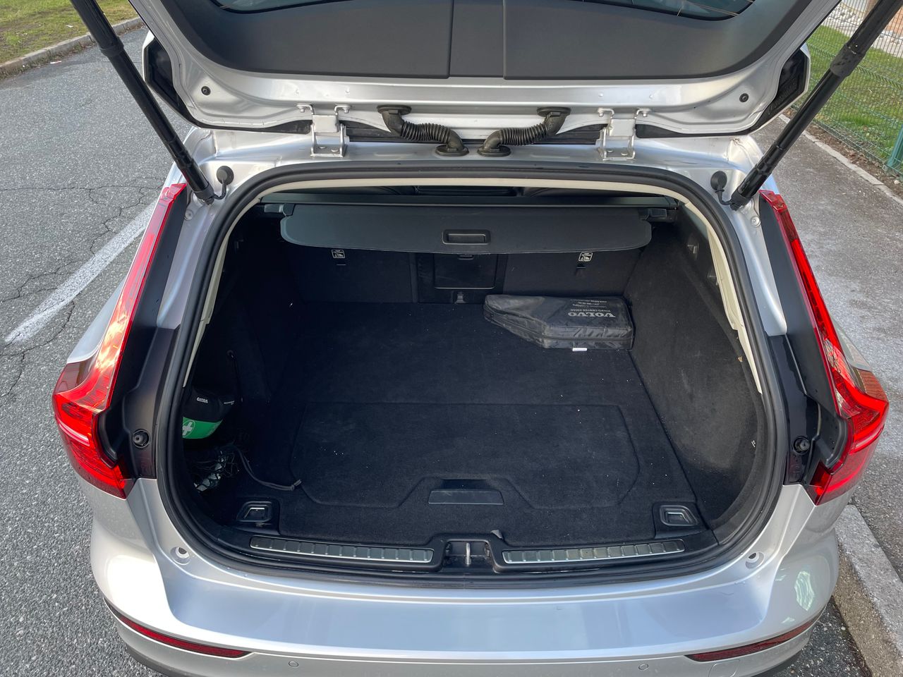 Notranja slika - Volvo V60 - B4D Inscription Avt. - 16