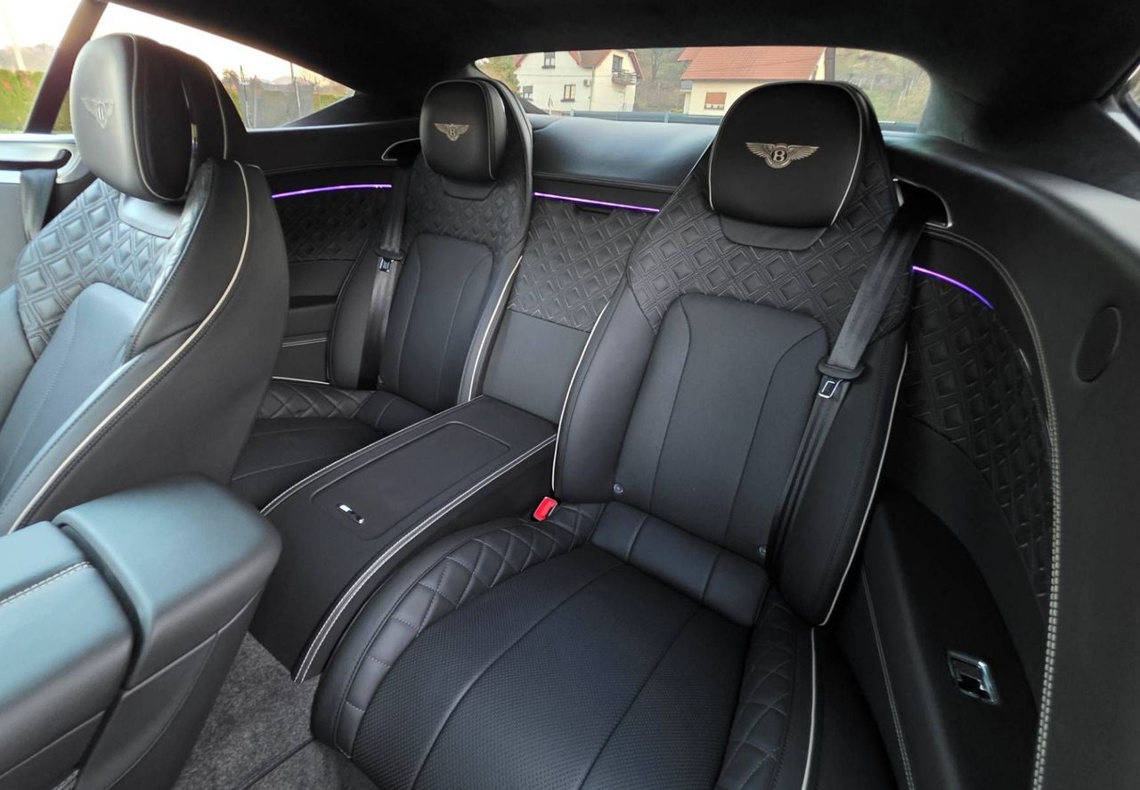 Zunanja slika - Bentley Continental - GT-V8-BLACK EDITION-KOT NOV-MAX OPREMA-1 LASTNIK - 13