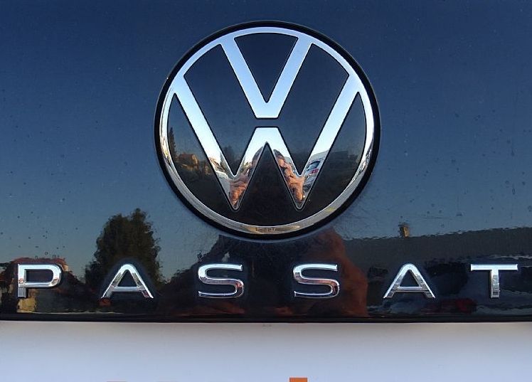 Zunanja slika - VW Passat - Variant 2.0 TDI DSG BUSINESS 200KM - VLEČNA KLJUKA - - 20