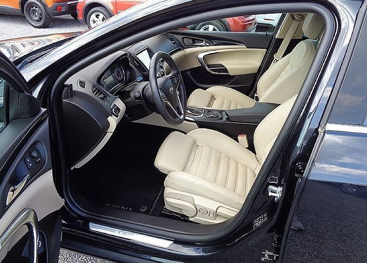 Zunanja slika - Opel Insignia - 2.0 CDTI - PREMIUM AUTOMATIC - SAMO 37.700km - 5