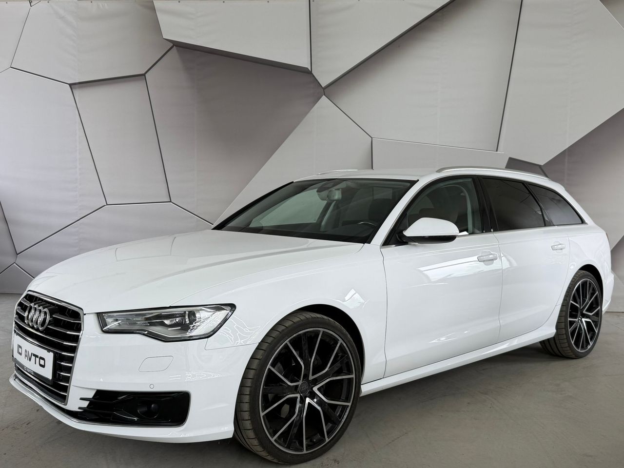 Zunanja slika - Audi A6 - Avant 2,0 TDI ultra S tronic - 2