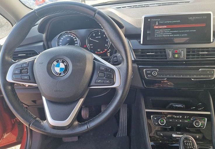 Zunanja slika - BMW Serija 2 - Gran Tourer: 216  SPORTLINE. 7 SEDEŽEV - 10