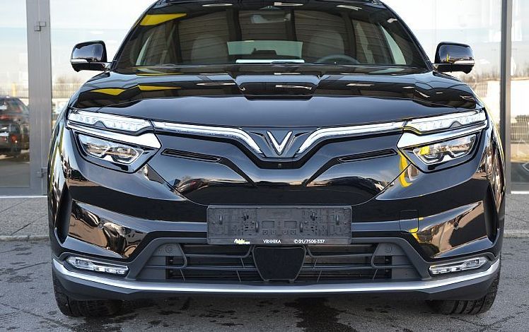 Zunanja slika - Vinfast VF8 - PLUS 4X4 - 1