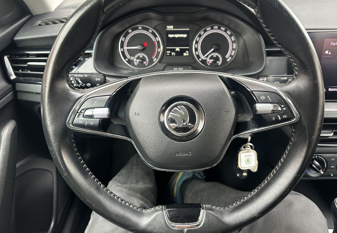 Zunanja slika - Škoda Kamiq - 1.0 TSI  81 kW.LED.GRET.SEDEŽEV.SAMO 82.000 KM - 8