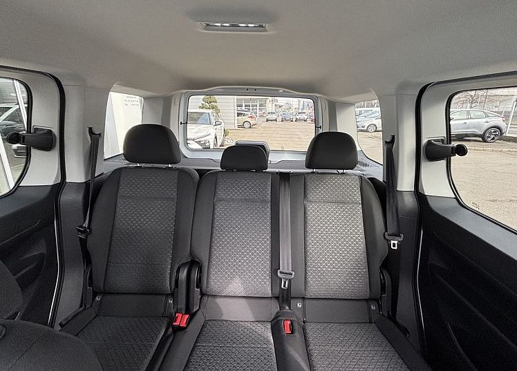 Zunanja slika - Ford Tourneo Connect - TITANIUM 1.5 EcoBoost 114KM  6-stop. ročni L1H1 - 8