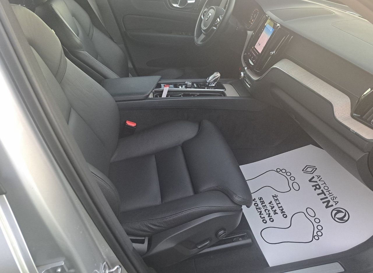 Zunanja slika - Volvo XC60 - B4D AUT Inscription Z ENOLETNIM JAMSTVOM - 7