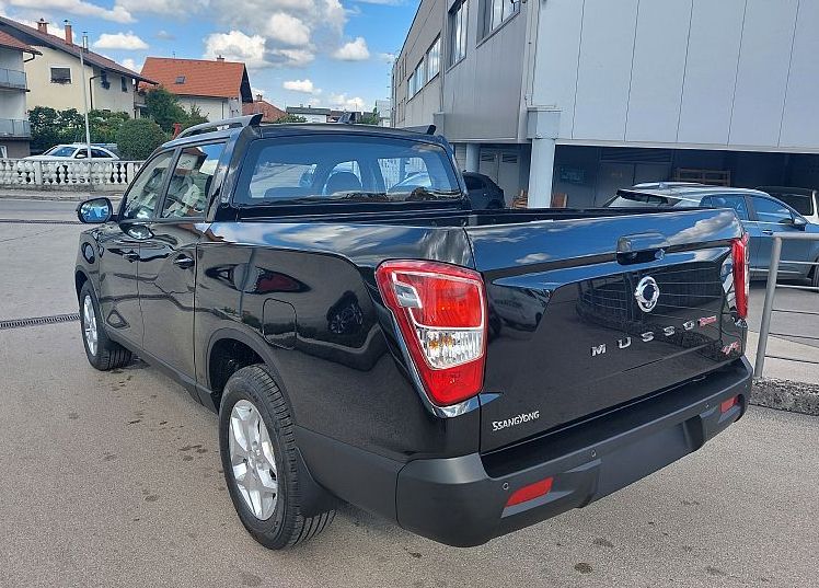 Zunanja slika - KG Mobility Musso - 2.2 XDi ULTIMATE 4x4 A T VEČ BARV - 7