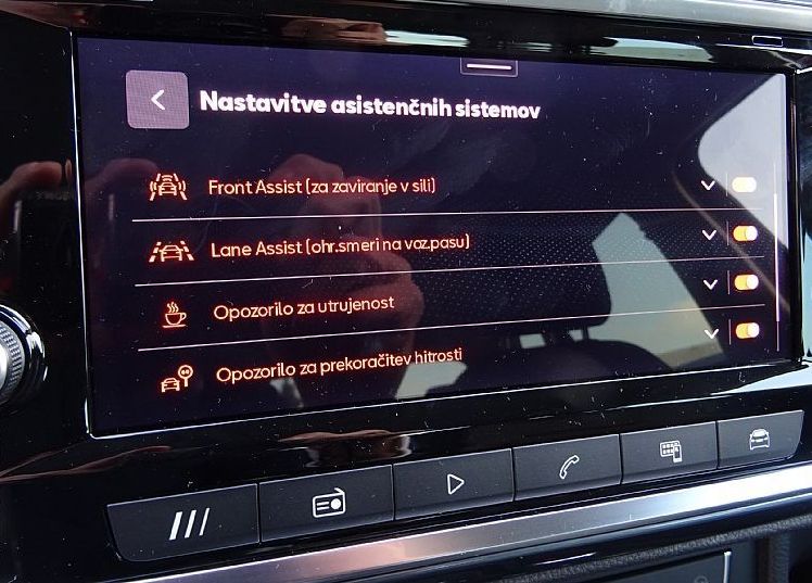 Zunanja slika - Seat Ateca - 1.5 TSI 150KM STYLE EDITION -VLEČNA KLJUKA -KAMERA - 12