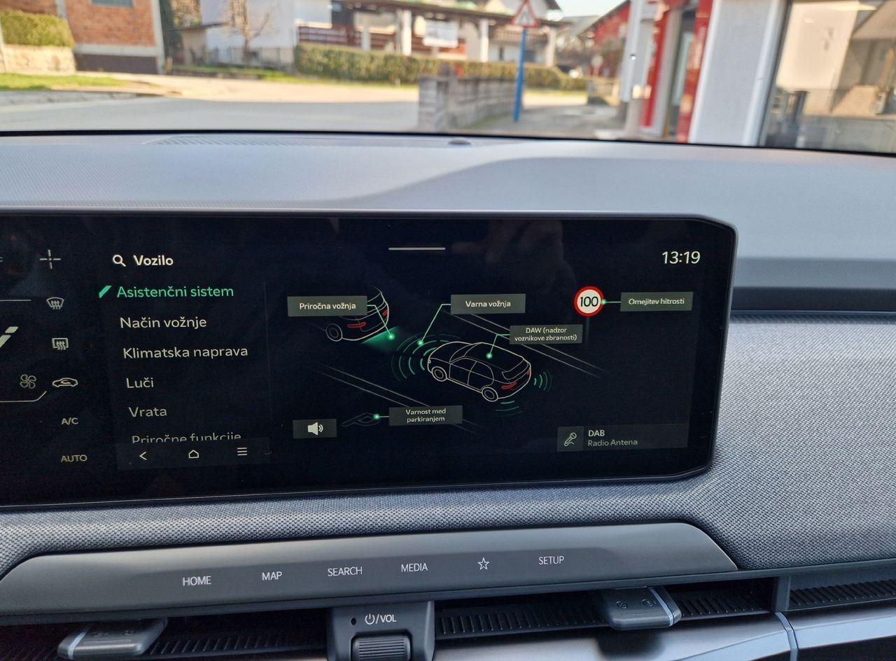 Zunanja slika - KIA EV3 - SKY 58kw - 14