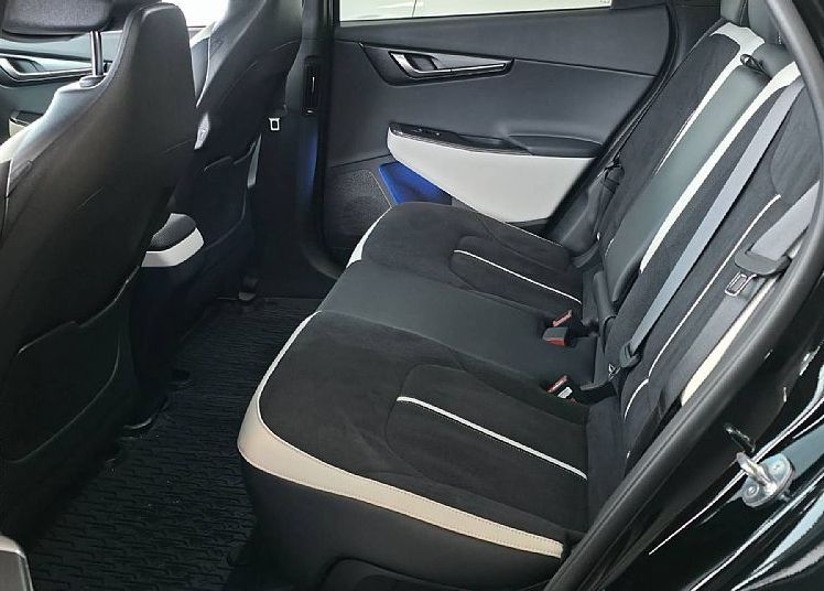 Zunanja slika - KIA EV6 - GT-LINE 84 kWh baterija. 239 kW AWD - 12