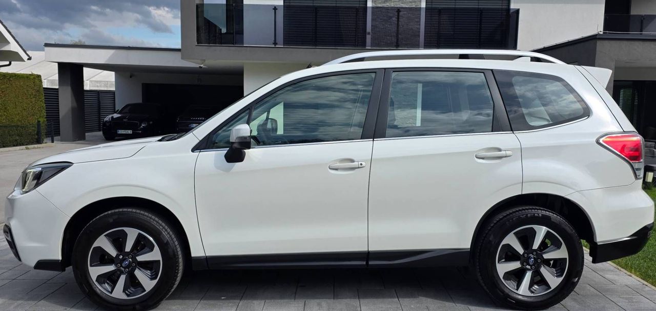 Zunanja slika - Subaru Forester - 2.0D-4X4-1 LASTNIK-143.000KM-PANORAMA-XENON-LED- - 5