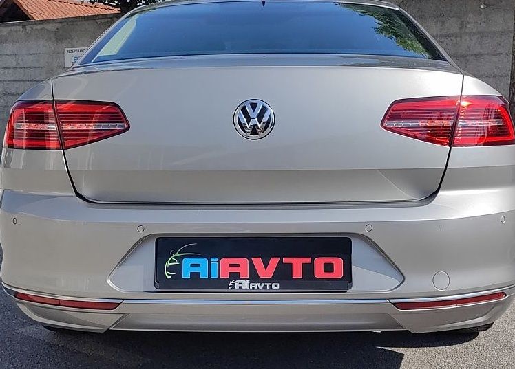 Zunanja slika - VW Passat - LIMUZ-2.0TDI-150KM-HIGHLINE-VIRTUAL-KAMERA-ACC-17C - 7