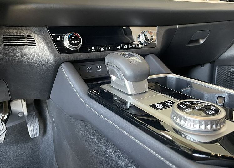 Zunanja slika - Mitsubishi Outlander - 2.4 PHEV Intense Auto - 12