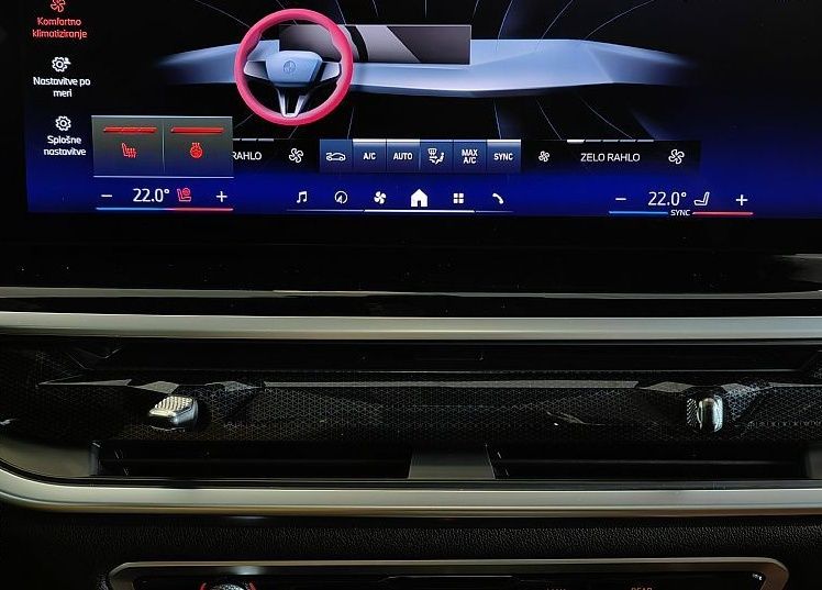 Zunanja slika - BMW X5 - serija : 30d-XD-M-PAKET-ZRAČNO-PANO-SOFT-CL-360KAM-LASER-22 - 17