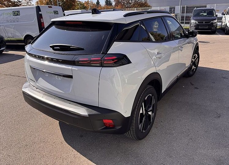 Zunanja slika - Peugeot 2008 - e-ALLURE 54 kWh - 3