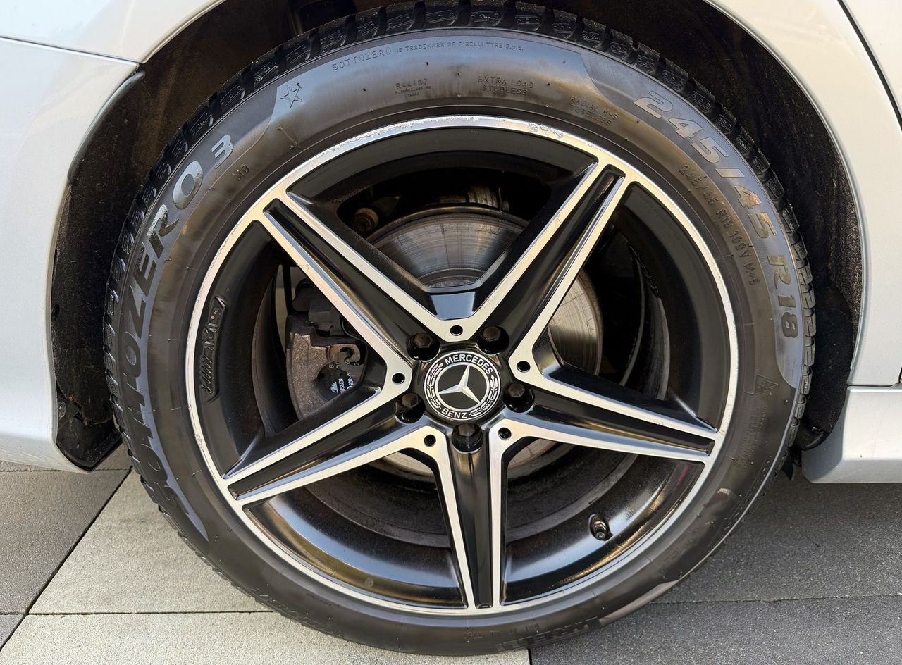 Zunanja slika - Mercedes-Benz C-Razred - C 220 d AMG LINE|FULL LED|EL.SEDEŽI|BURMESTER|18 - 15