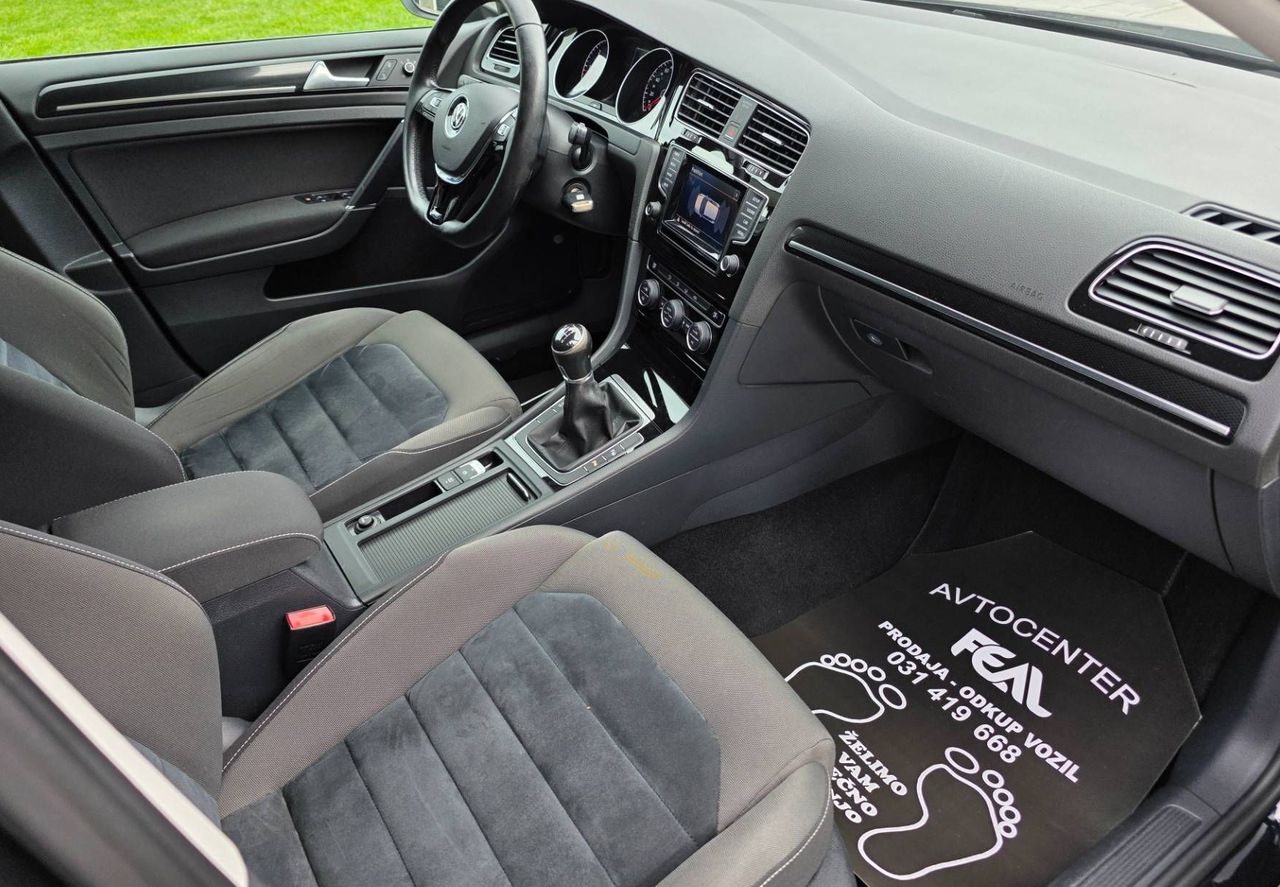 Zunanja slika - VW Golf - 2.0 TDI-HIGHLINE-ACC-SAMOPARKIRANJE-PDC-ODLIČEN - 12
