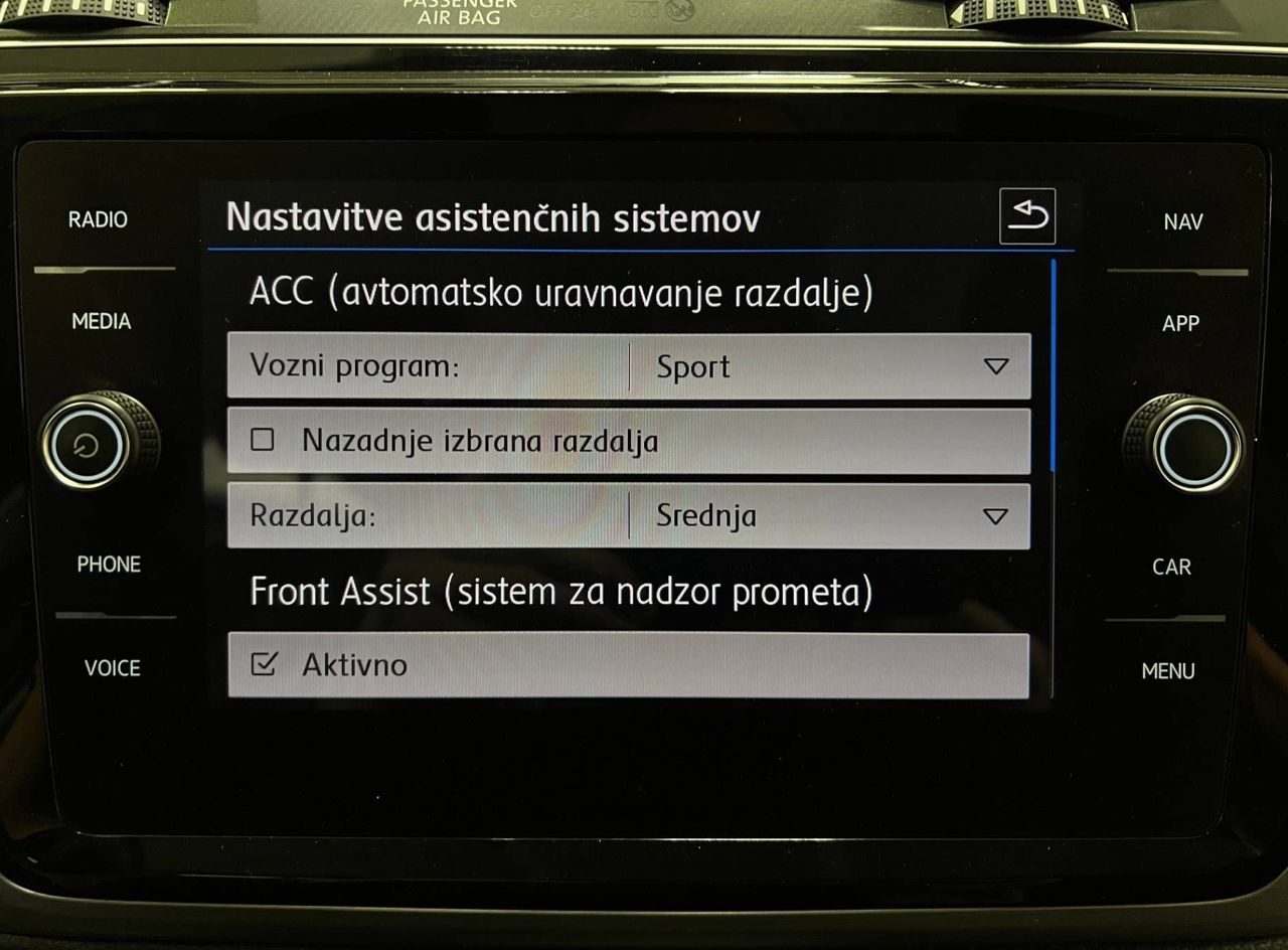 Zunanja slika - VW Touran - 2.0TDI-150KM-HIGHLINE-NAVI-ACC-2X-PDC-PRIKLOP-18C - 14