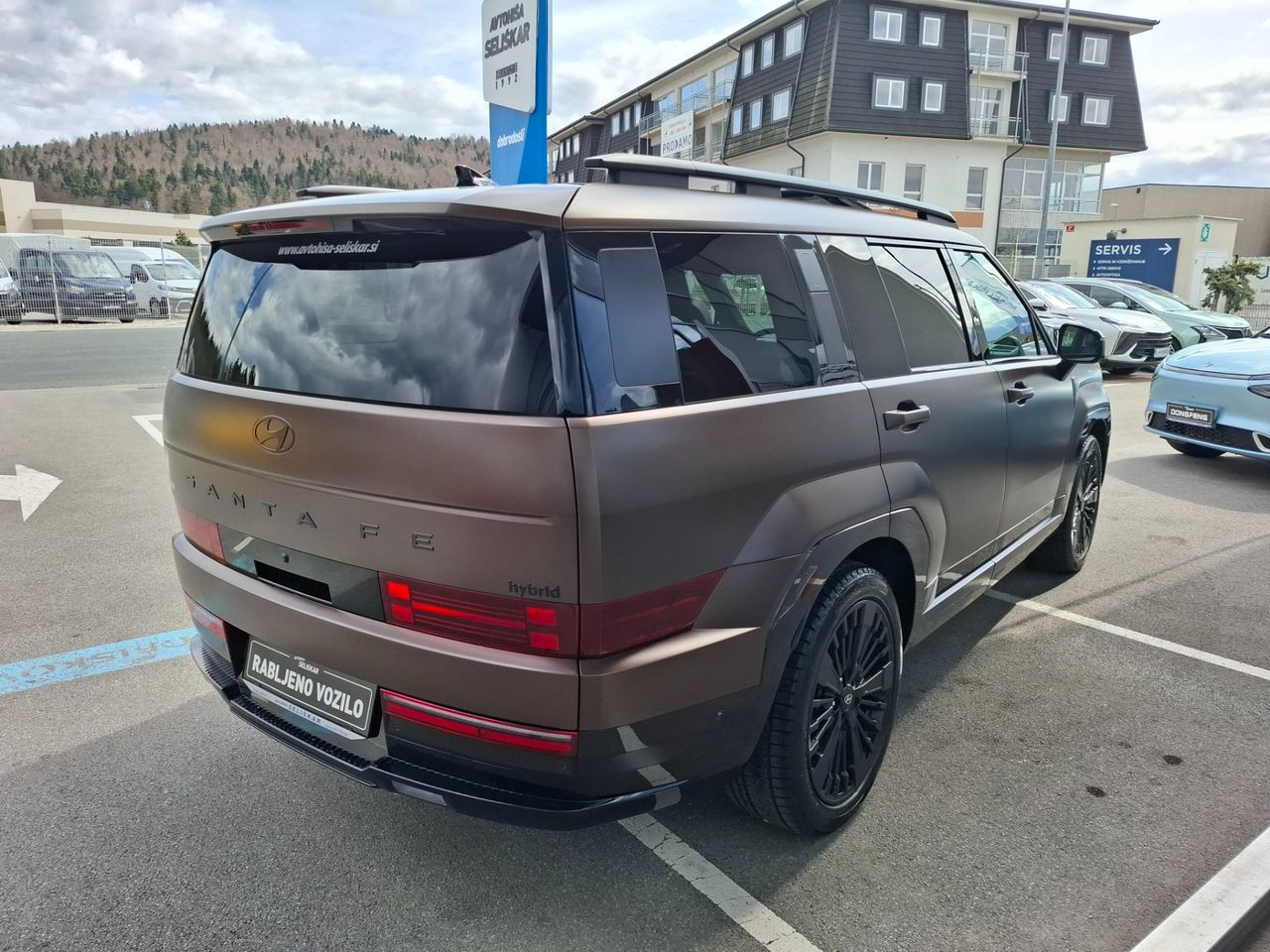 Zunanja slika - Hyundai Santa Fe - 1.6 HEV 4WD - AVTOMATIK - SAMO 14.859KM - TOP CENA - 7