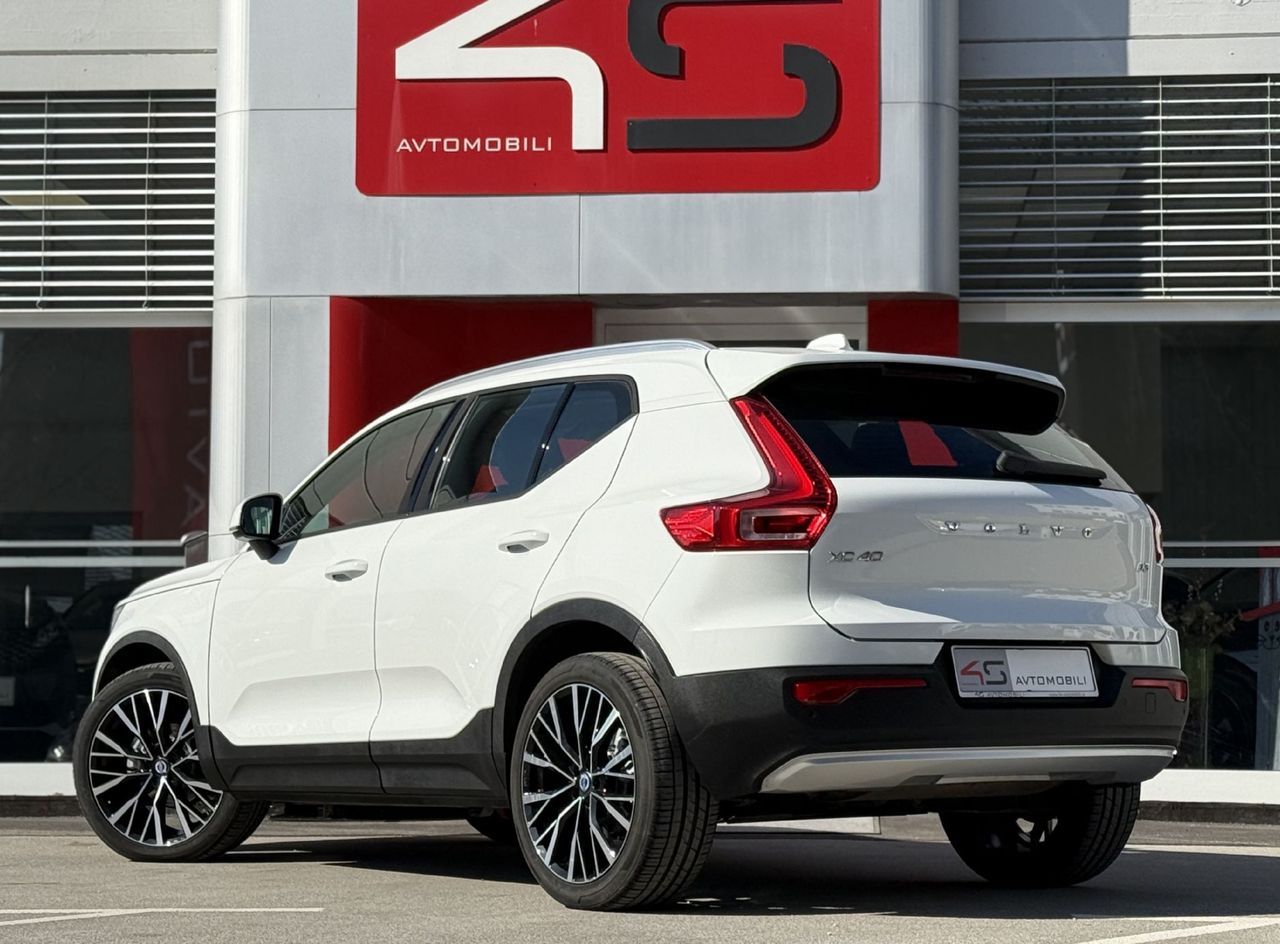 Zunanja slika - Volvo XC40 - D3 A Momentum 1.LASTNIK - 7
