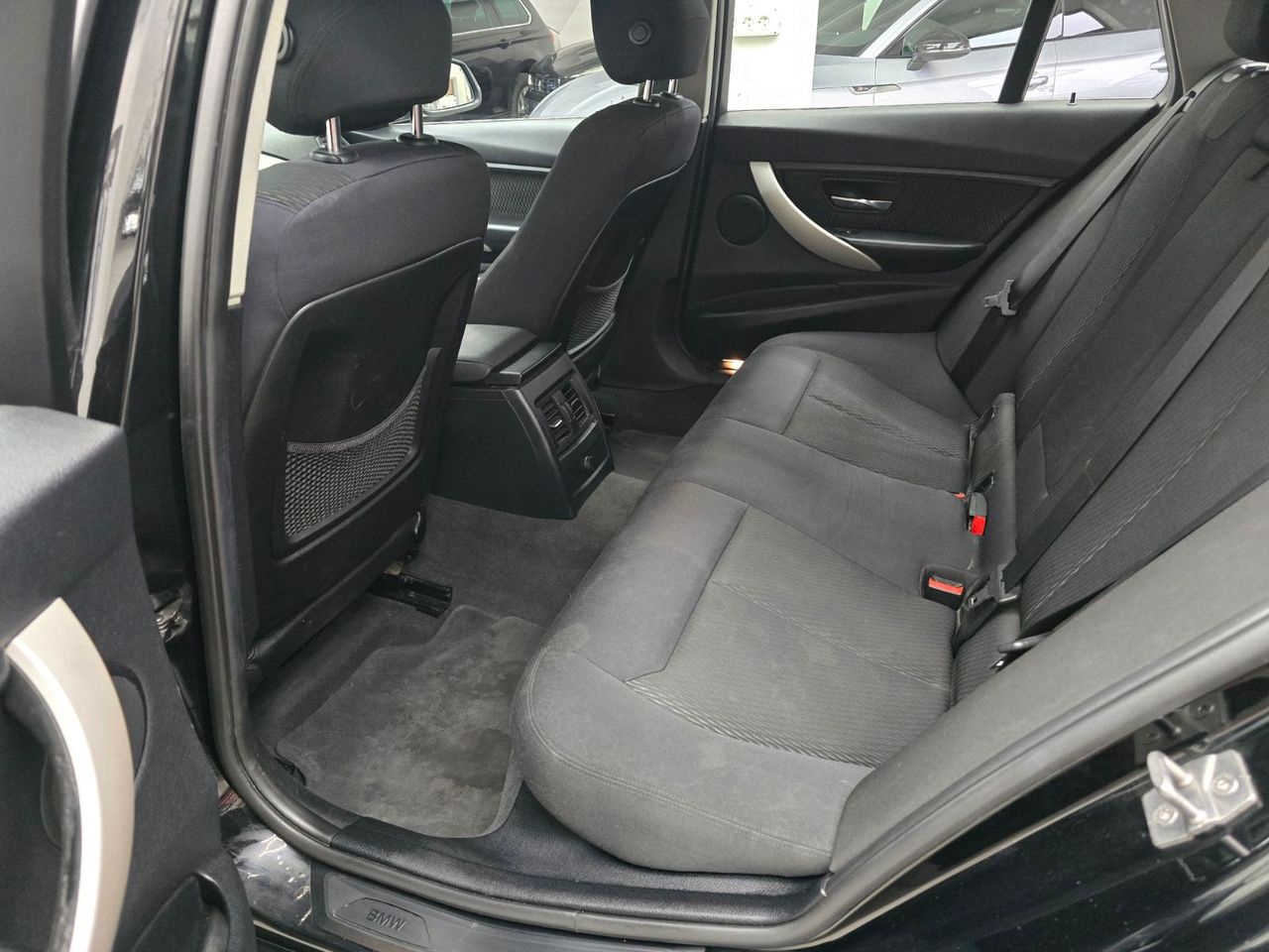 Zunanja slika - BMW Serija 3 - 320D XDRIVE AUT. - 7