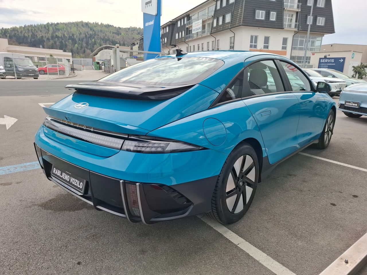 Zunanja slika - Hyundai Ioniq - 6 EV 53 kWh - 3.000€ SUBVENCIJE + BOGATA OPREMA - 7