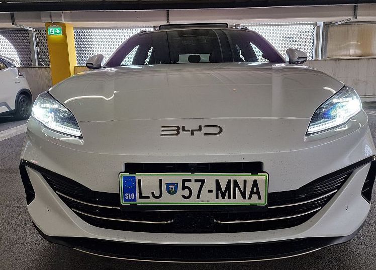 Zunanja slika - BYD SEAL 6 - DM-i Touring COMFORT PHEV - skupni doseg 1350 km - 6