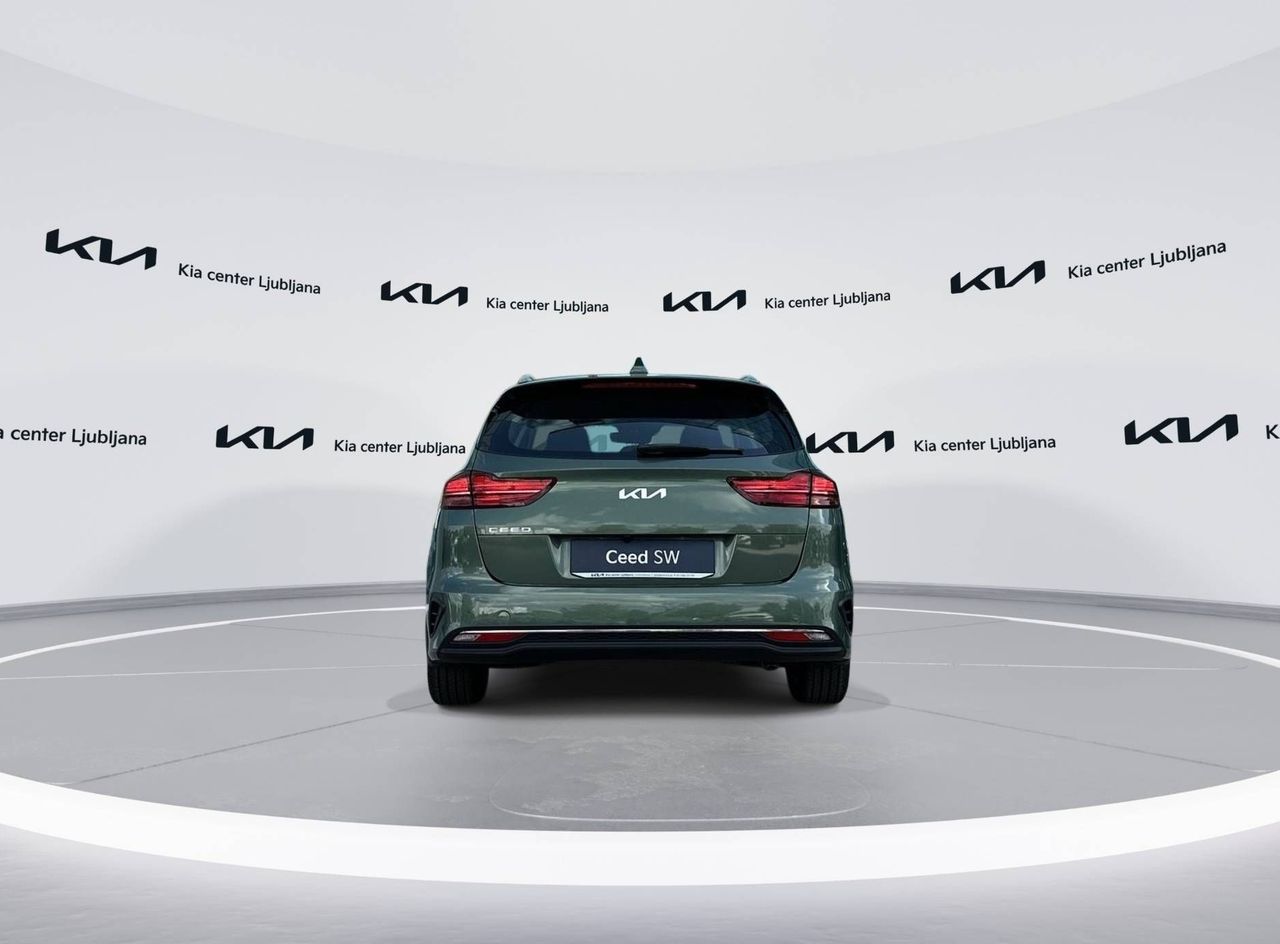 Zunanja slika - KIA Ceed - SW 1.5 T-GDi LX Champion+ ISG. M T - 6