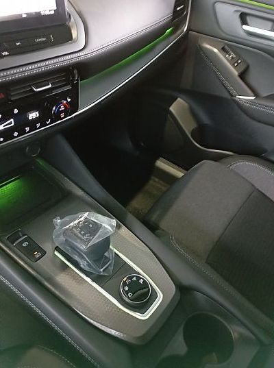 Zunanja slika - Nissan Qashqai - 1.3 DIG-T M.Hybr.158 4WD X-Tr.N-CONNECTA+COLD - 10