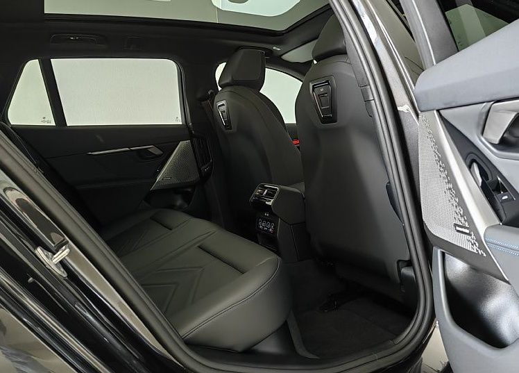 Zunanja slika - BMW Serija 5 - Touring: 540d-XD-M-PAKET-ICONIC-PANO-HLA-SE-360-KAM-ACC- - 12