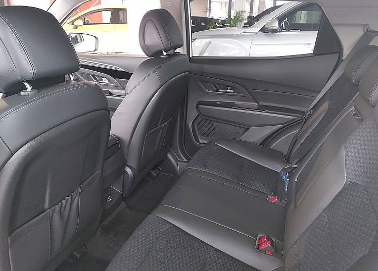 Zunanja slika - SsangYong Korando - 1.5 T-GDi Style MT VEČ BARV - 8