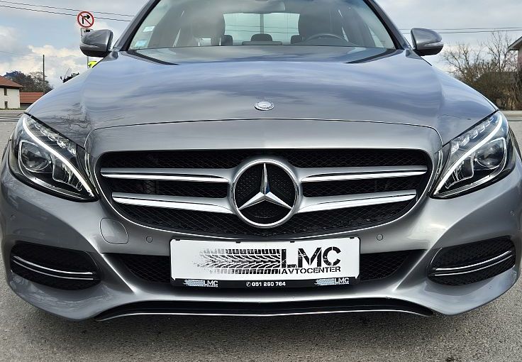 Zunanja slika - Mercedes-Benz C-Razred - C 250 d 4MATIC EXCLUSIVE °FULL LED °KAMERA °HUD - 3