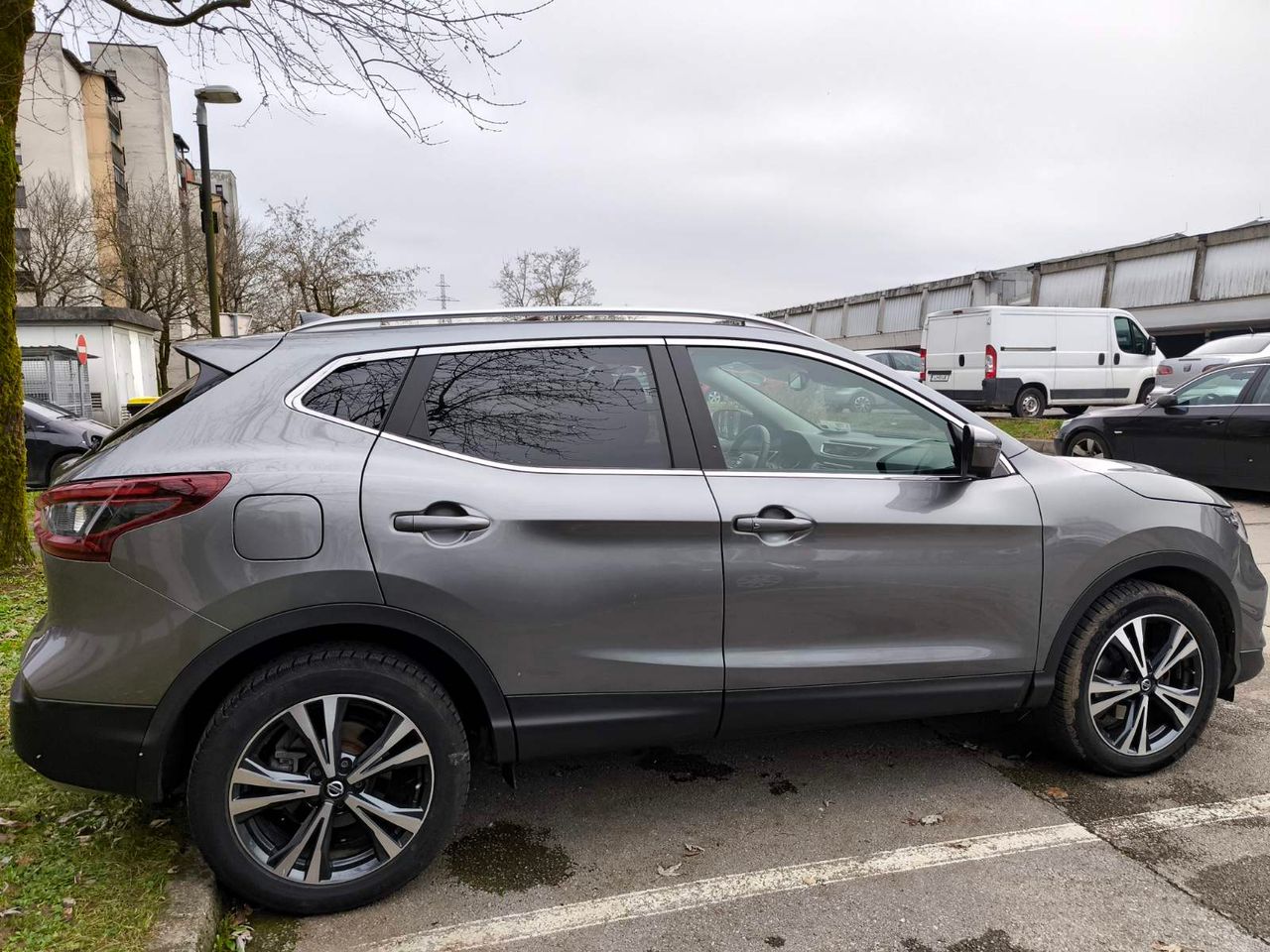 Zunanja slika - Nissan Qashqai - Nissan  1.3 DIG-T 160 N-CONNECTA - 4