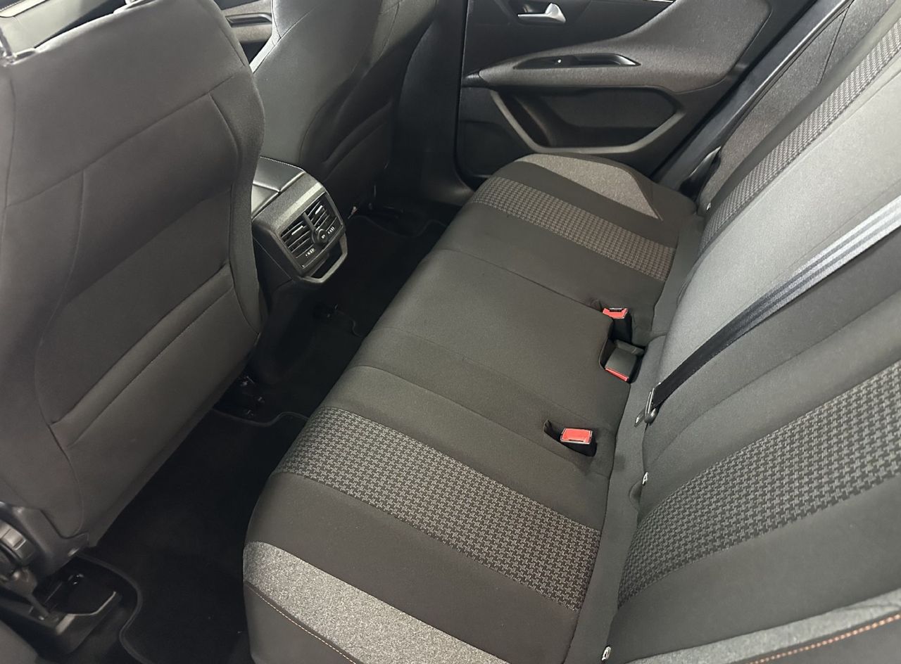 Zunanja slika - Peugeot 3008 - 1.5 BlueHDi 130 EAT8 Active.KAMERA.NAVI.ALU.2022 - 5