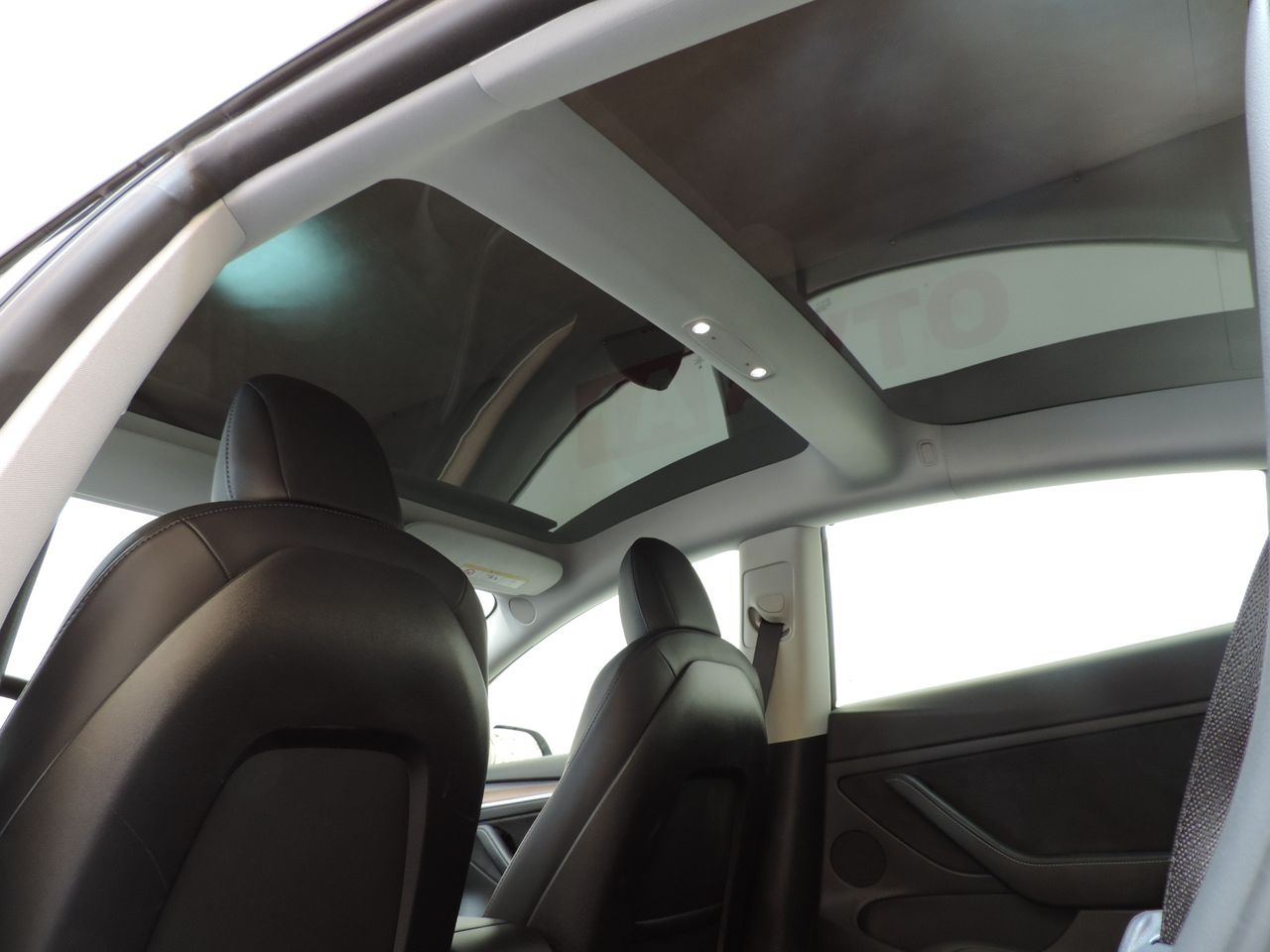 Zunanja slika - Tesla Model 3 - LONG RANGE DUAL MOTOR AWD - 19