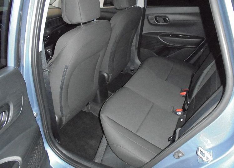 Zunanja slika - Hyundai Bayon - 1.0 T-GDI 90 COMFORT°AAC°WINTER°RG° - 8