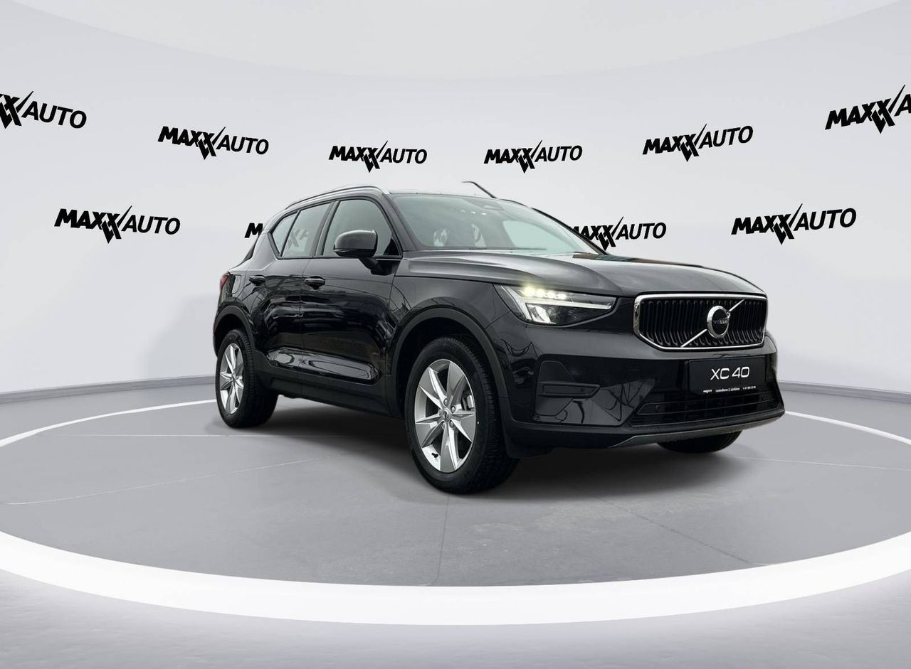 Zunanja slika - Volvo XC40 - B3P Core Avt. - 3