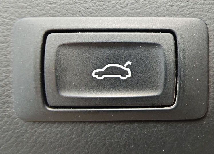 Zunanja slika - Audi A6 - Avant 2.0 TDI ultra S Line - PANORAMA - MATRIX - 19