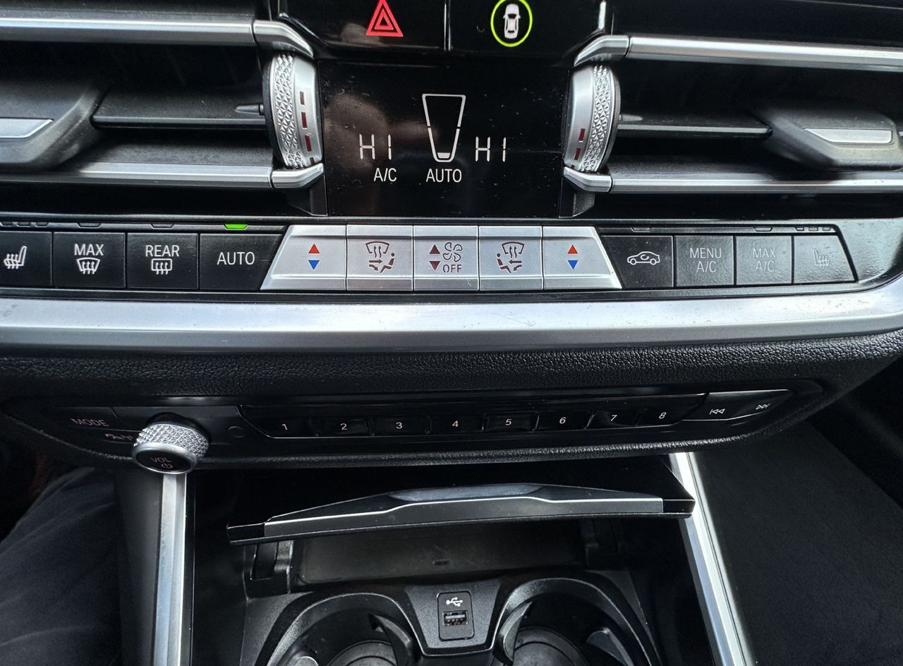 Zunanja slika - BMW Serija 3 - Touring: 318i Luxury.NEMŠKI+4ALU.KAMERA.LED.USNJE.ACC.BE - 11