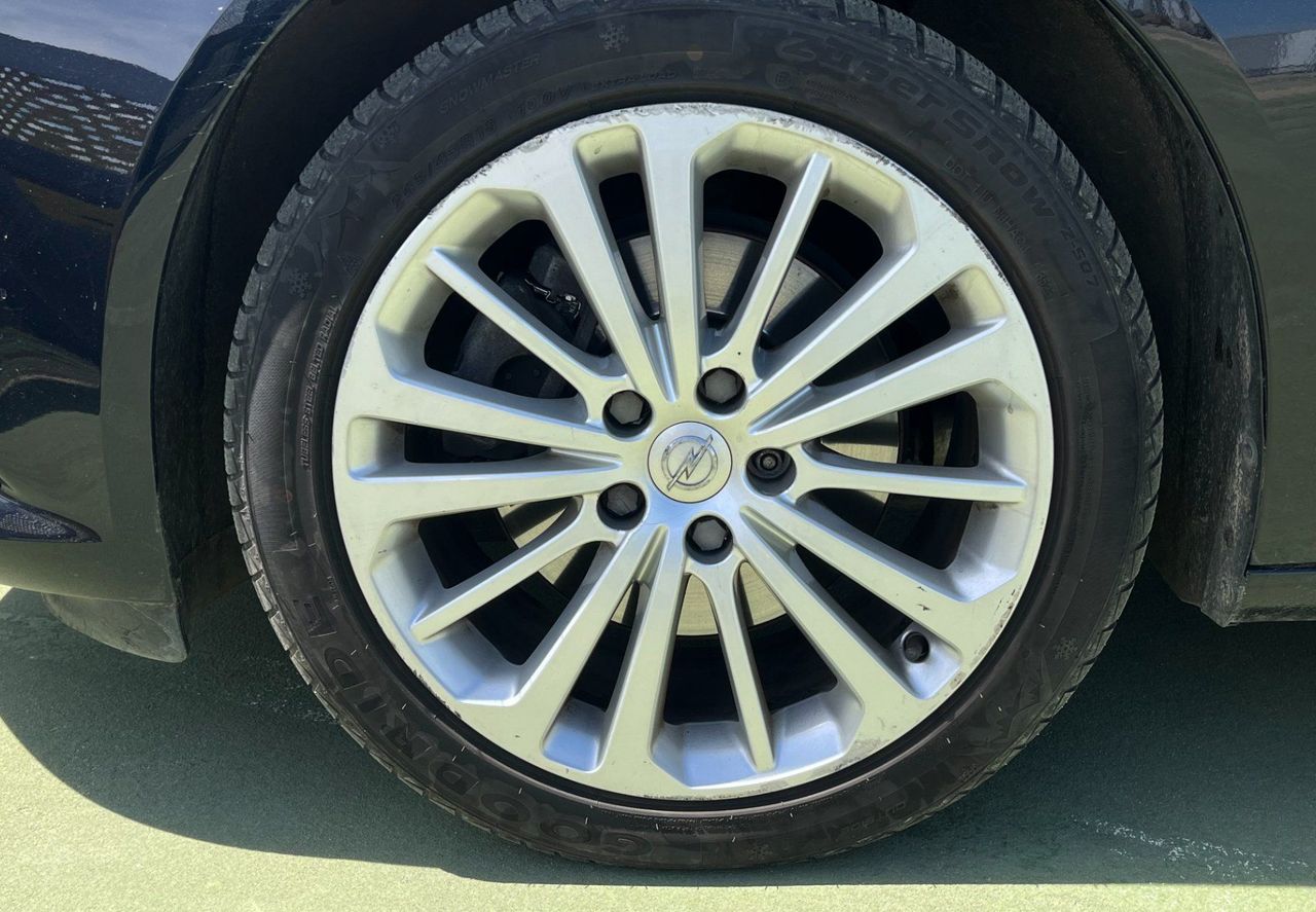 Zunanja slika - Opel Insignia - Sports Tourer 2.0 CDTi Edition - 17
