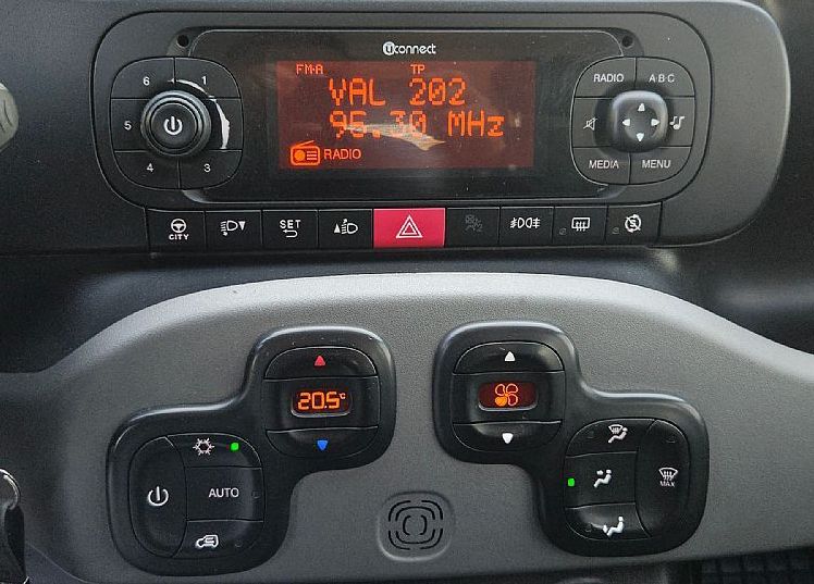 Zunanja slika - Fiat Panda - CLIMBING 4x4 1.3 JTD 95ks °MOTOR z 30.000 km° - 11