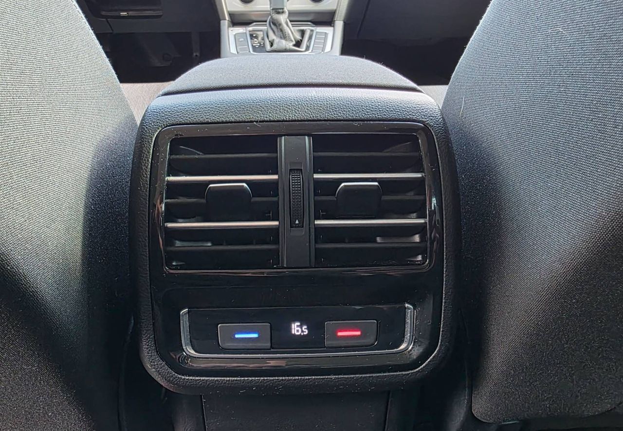 Zunanja slika - VW Passat - 2.0 TDI-AVT-VIRTUAL-LED-XENON-ACC-KAMERA-NAVI-PDC- - 13