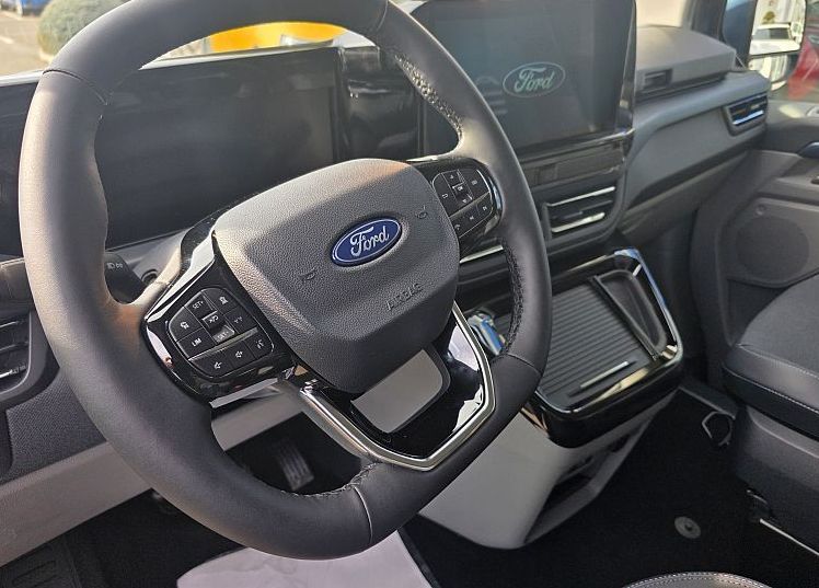 Zunanja slika - Ford Tourneo - Custom ACTIVE 2.0TDCi 125kw 170KM  A8 - 12