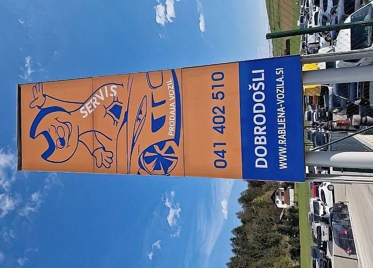 Zunanja slika - Hyundai i30 Wagon - 1.6 CRDI 81KW COMFORT LEPO OHRANJEN... - 12