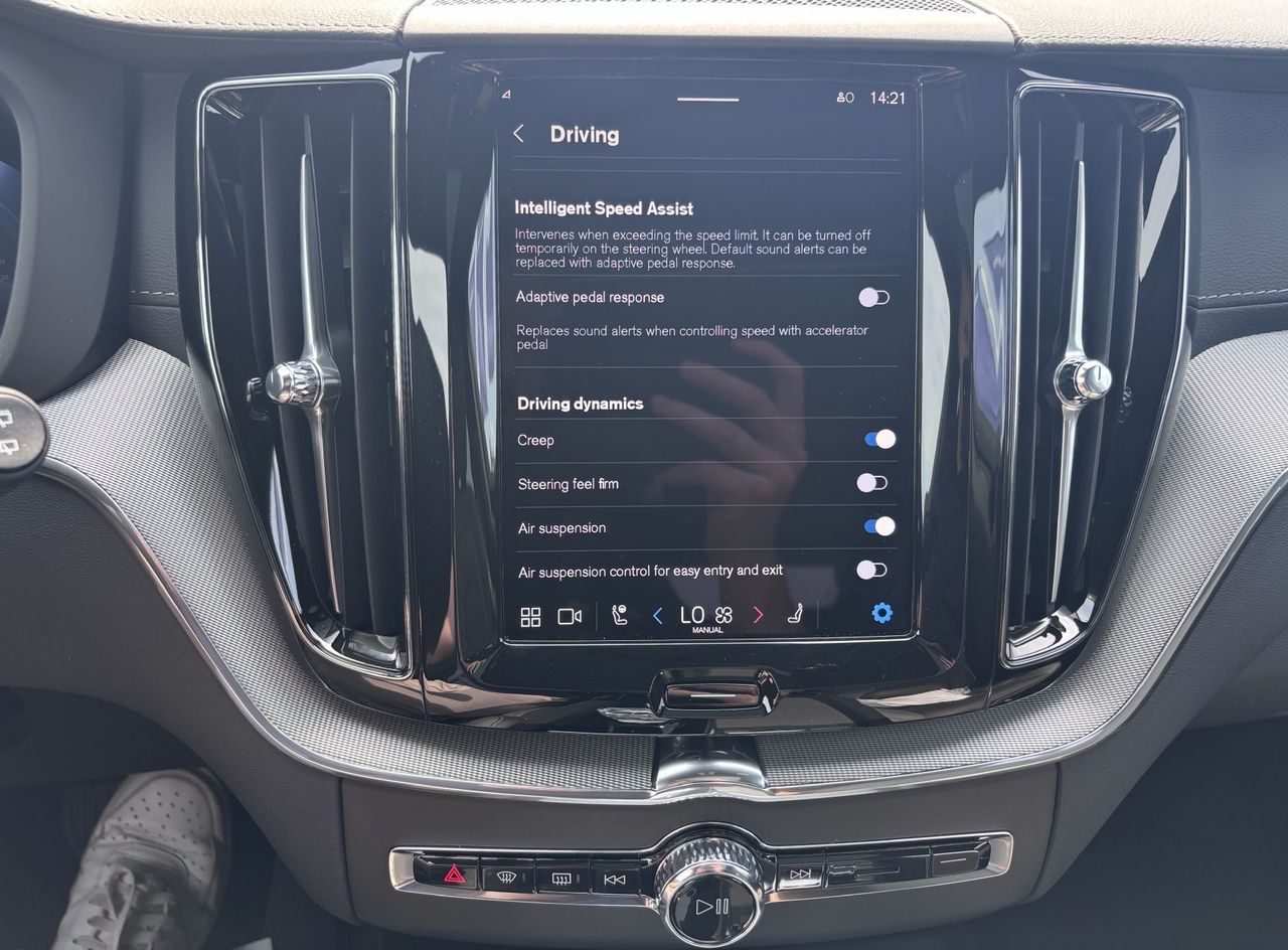 Zunanja slika - Volvo XC60 - T8 TwE Ultra Black Edition - 19