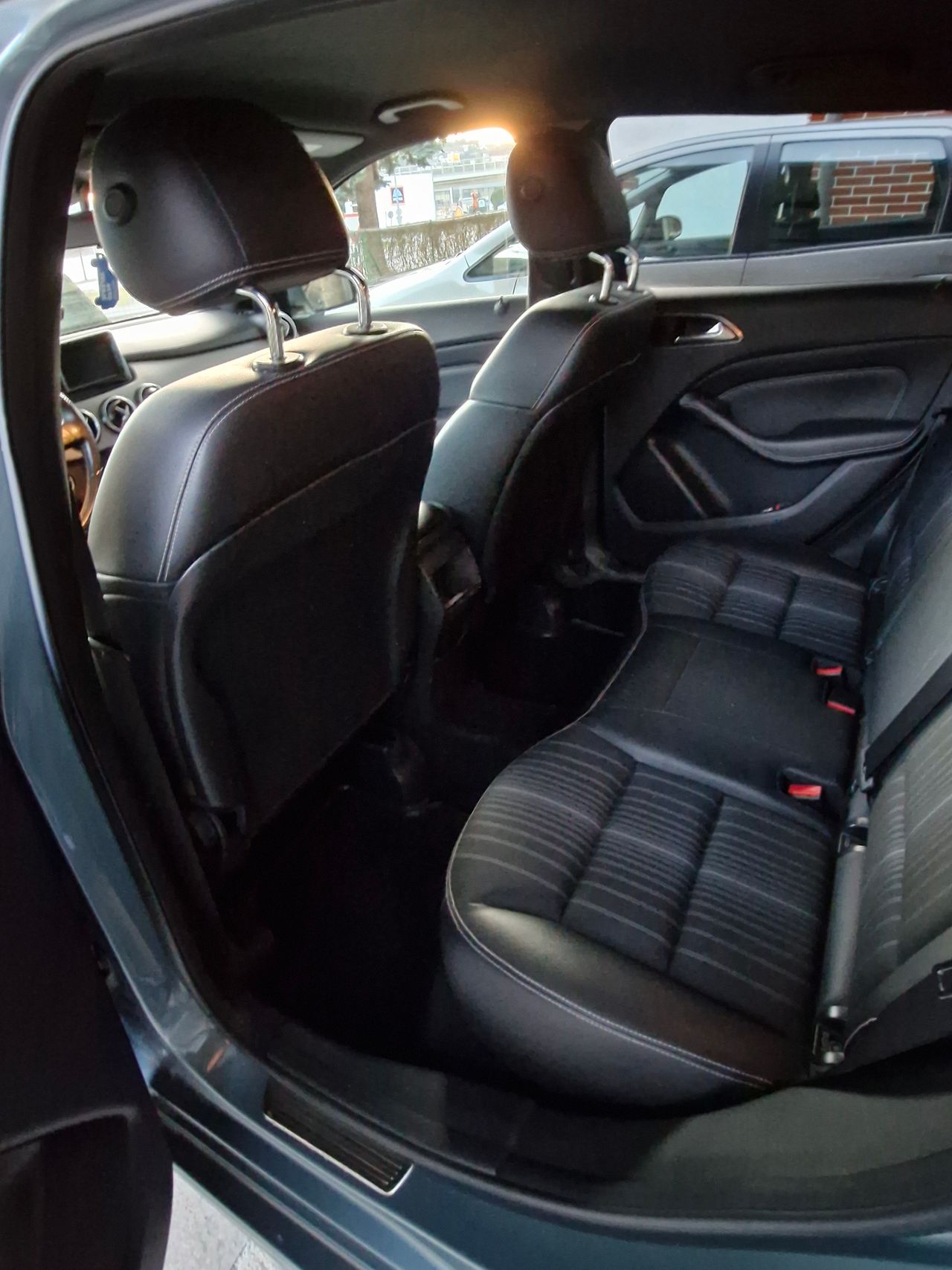 Notranja slika - Mercedes-Benz B-Razred - B 180 CDI  Avt. - 4