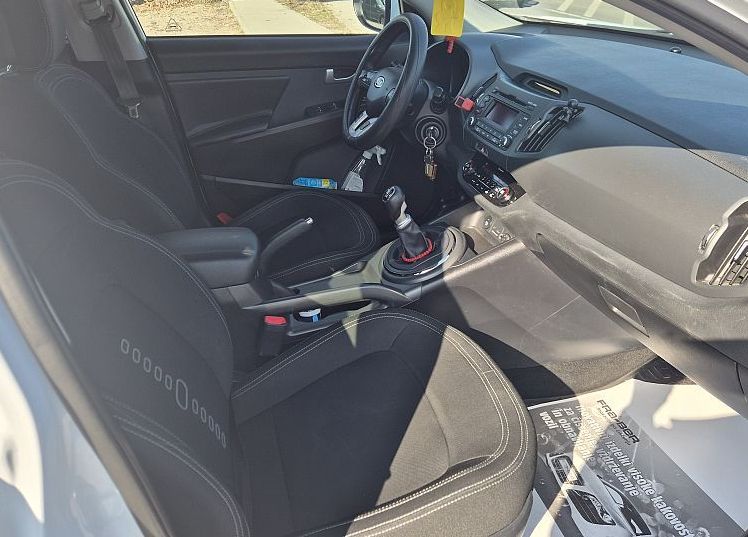 Zunanja slika - KIA Sportage - 1.7 CRDi EX Urban °ALU 17 °PDC °ODLIČNA °3. lastn - 12