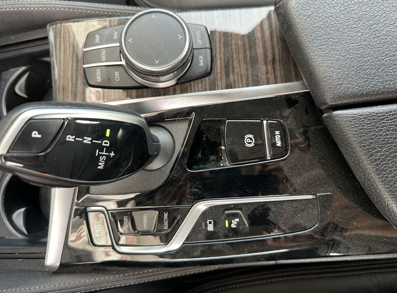 Zunanja slika - BMW Serija 5 - : 530e xDrive LUXURY.KAMERA.NAVI.USNJE.LED.ALU.4X4 - 13