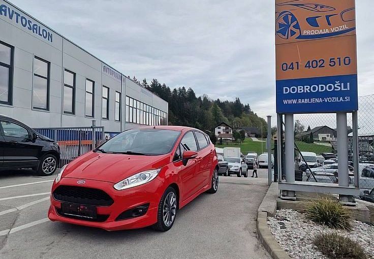 Zunanja slika - Ford Fiesta - 1.5 TDCi 55 kW  ST-LINE HUDA - 1