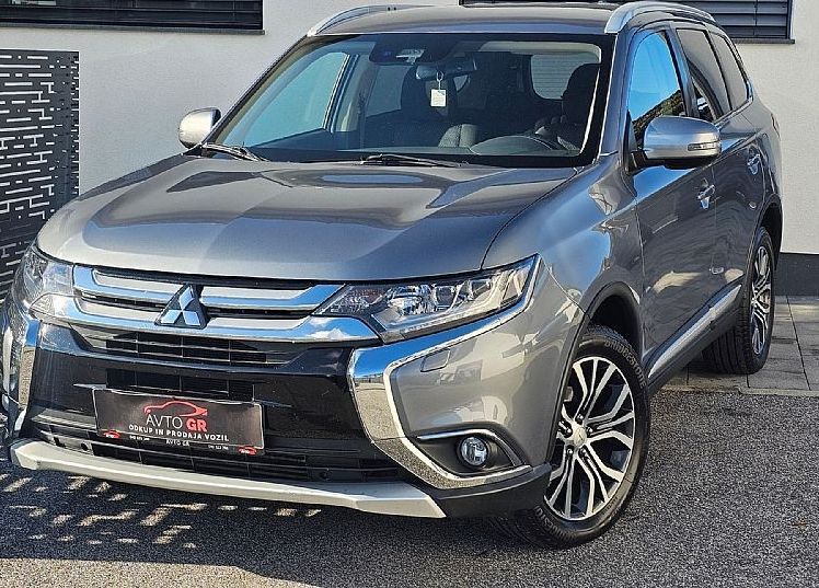Zunanja slika - Mitsubishi Outlander - 2.2 DI-D -AUT-4WD INSTYLE+ 7 sed.-LED NAVI-KAMERA- - 16